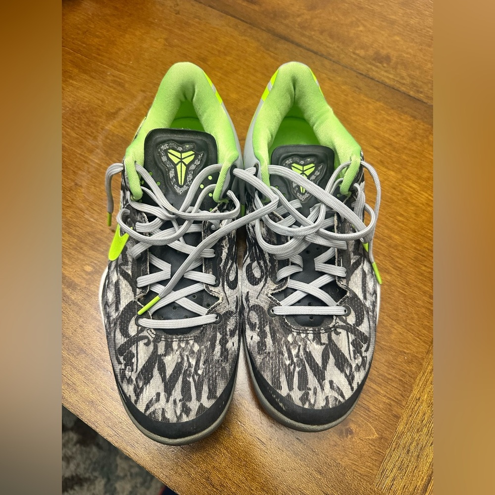 Nike Kobe 8 Graffiti